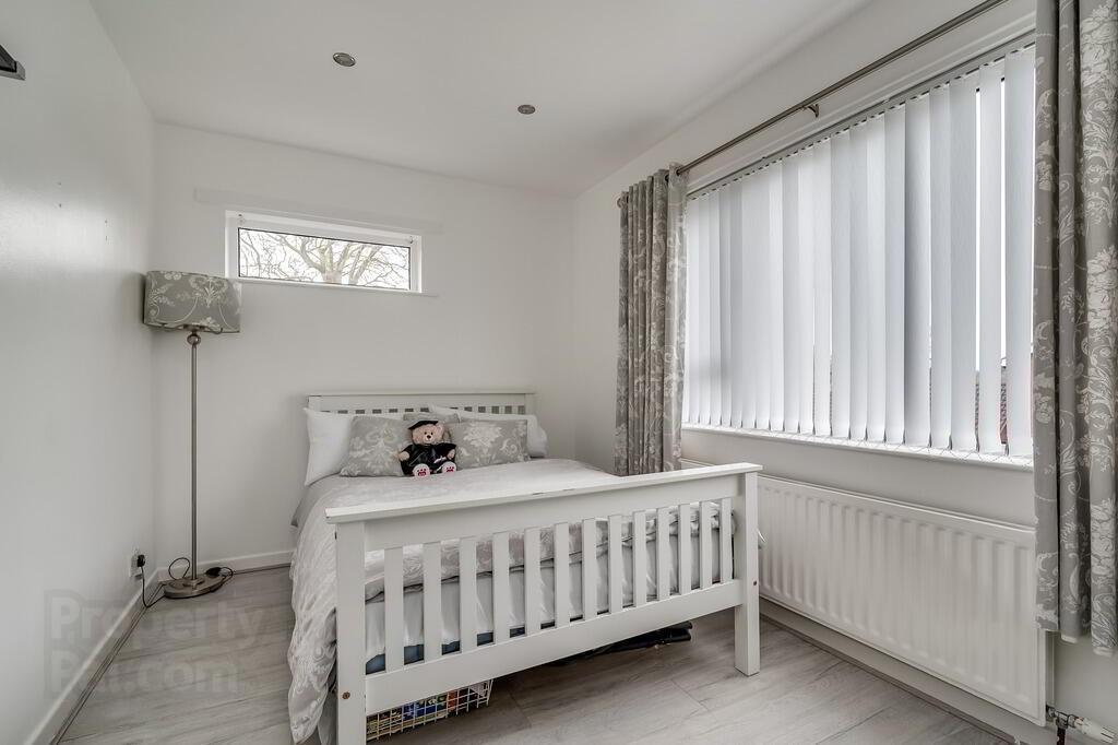 3 Brerton Crescent 21 of 27