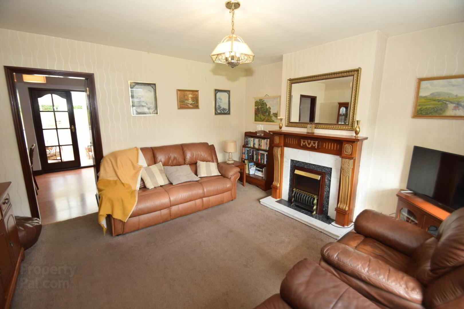 25 Suffolk Crescent 6 of 33