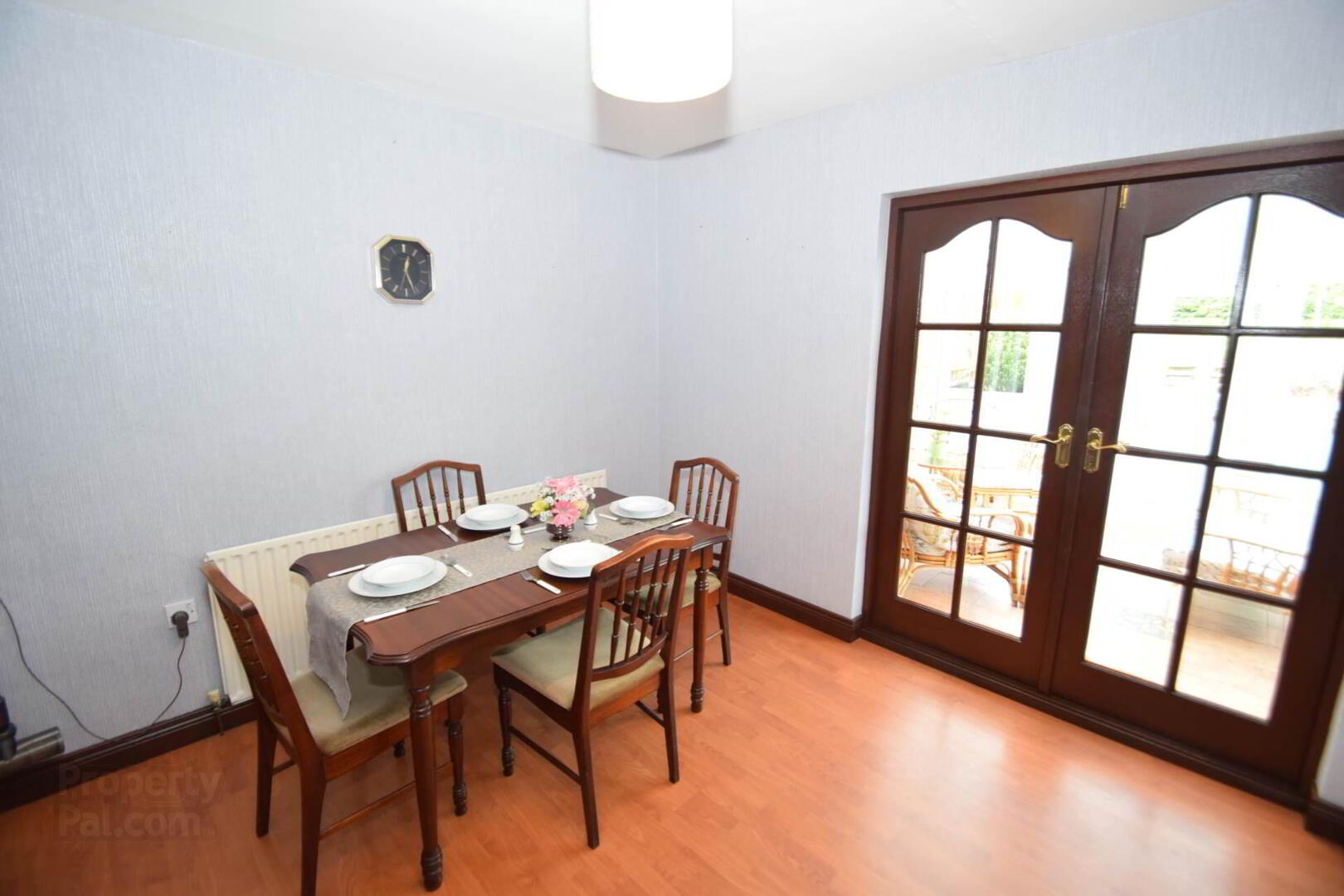 25 Suffolk Crescent 8 of 33