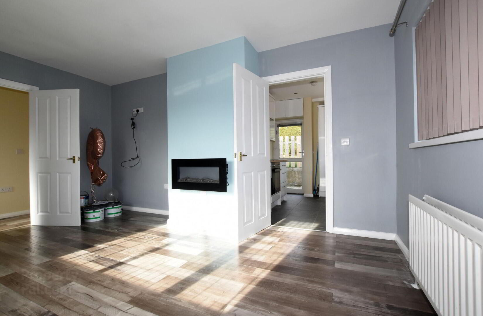 10 Springfield Gardens 4 of 18