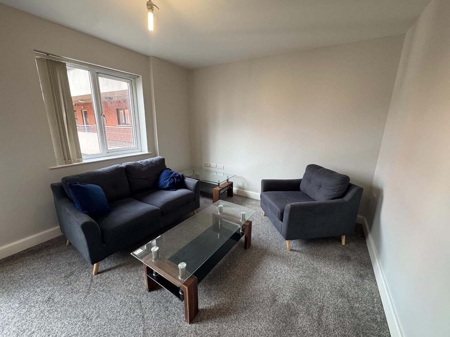 509 College Court Central, 56 King Street 4 of 13