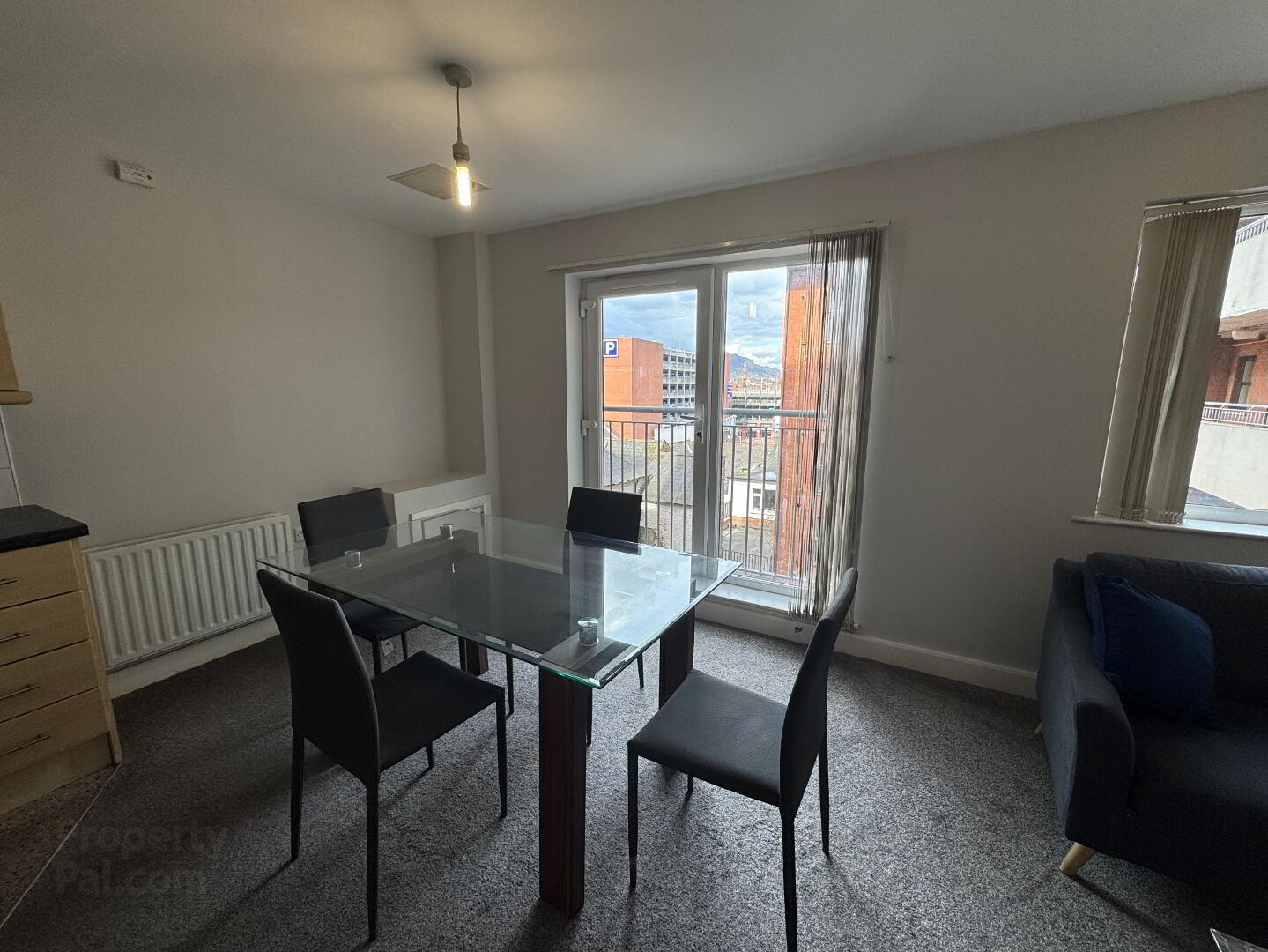 509 College Court Central, 56 King Street 5 of 13