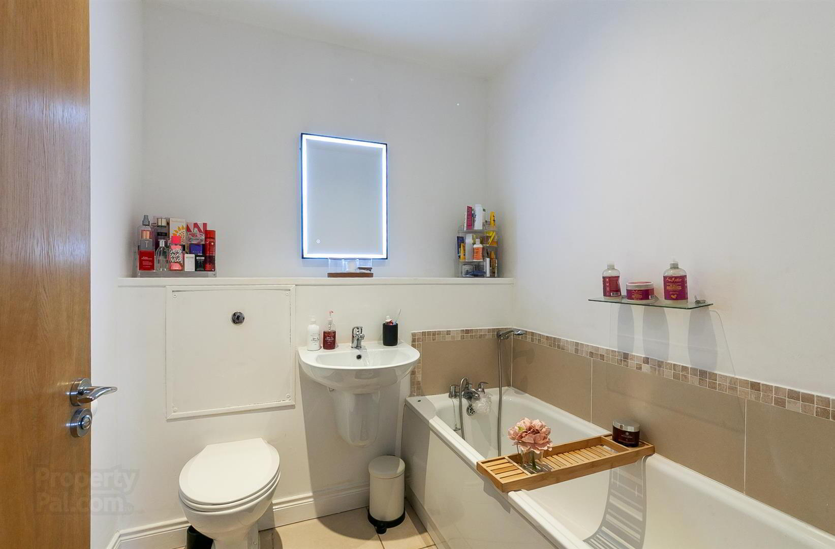 26 Milfort Mews 15 of 15