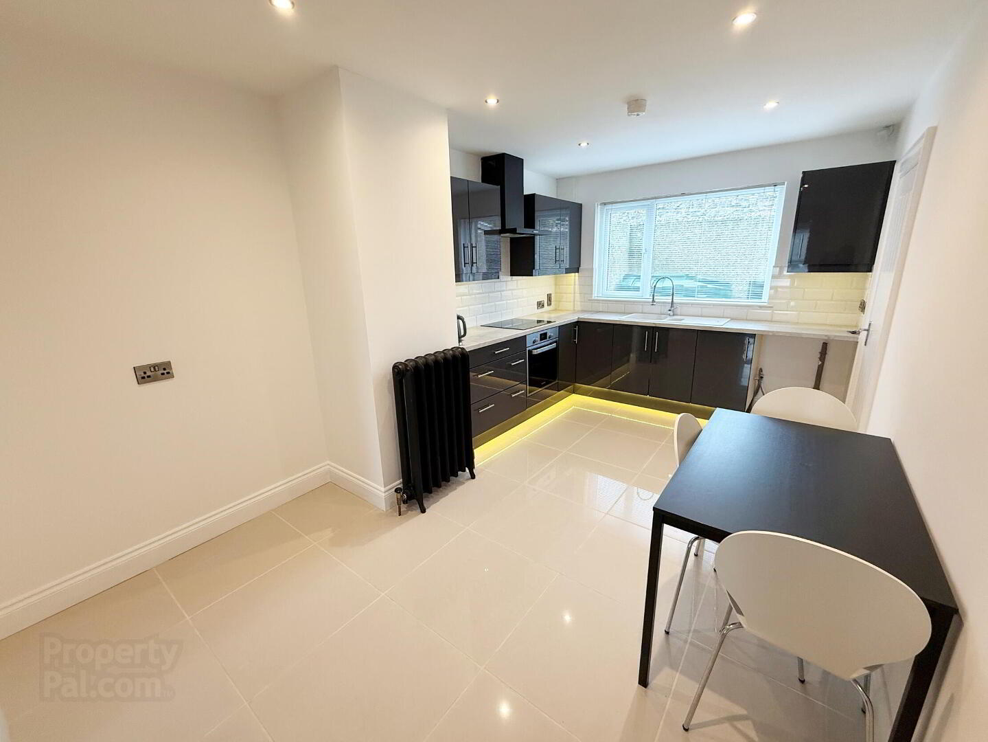 45 Strand Road 7 of 22