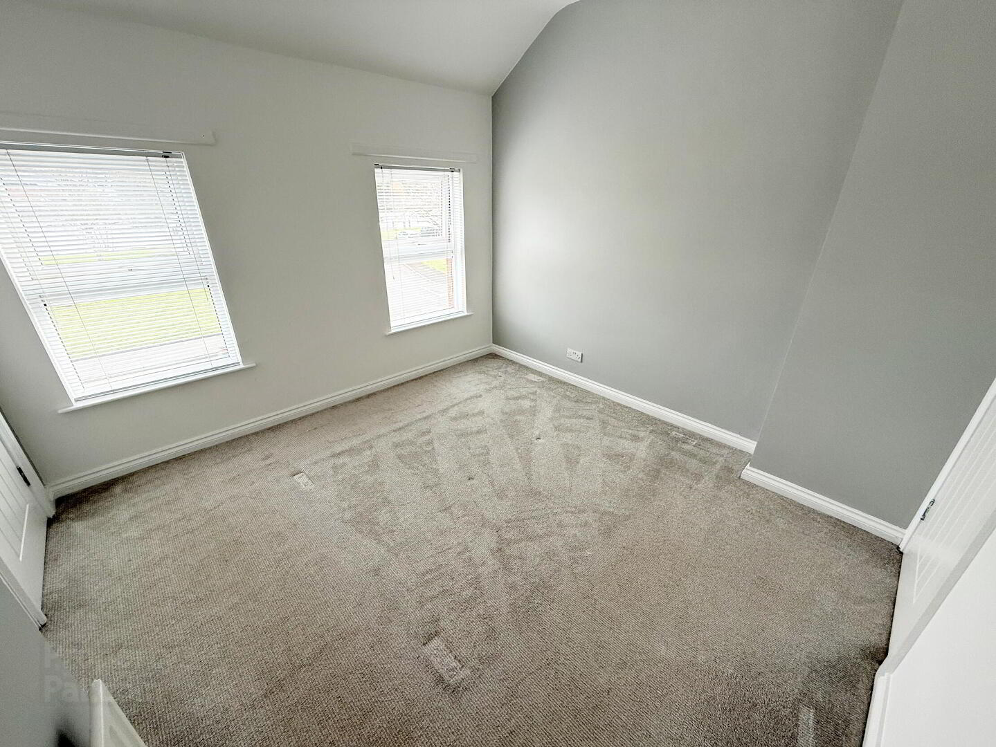 45 Strand Road 15 of 22