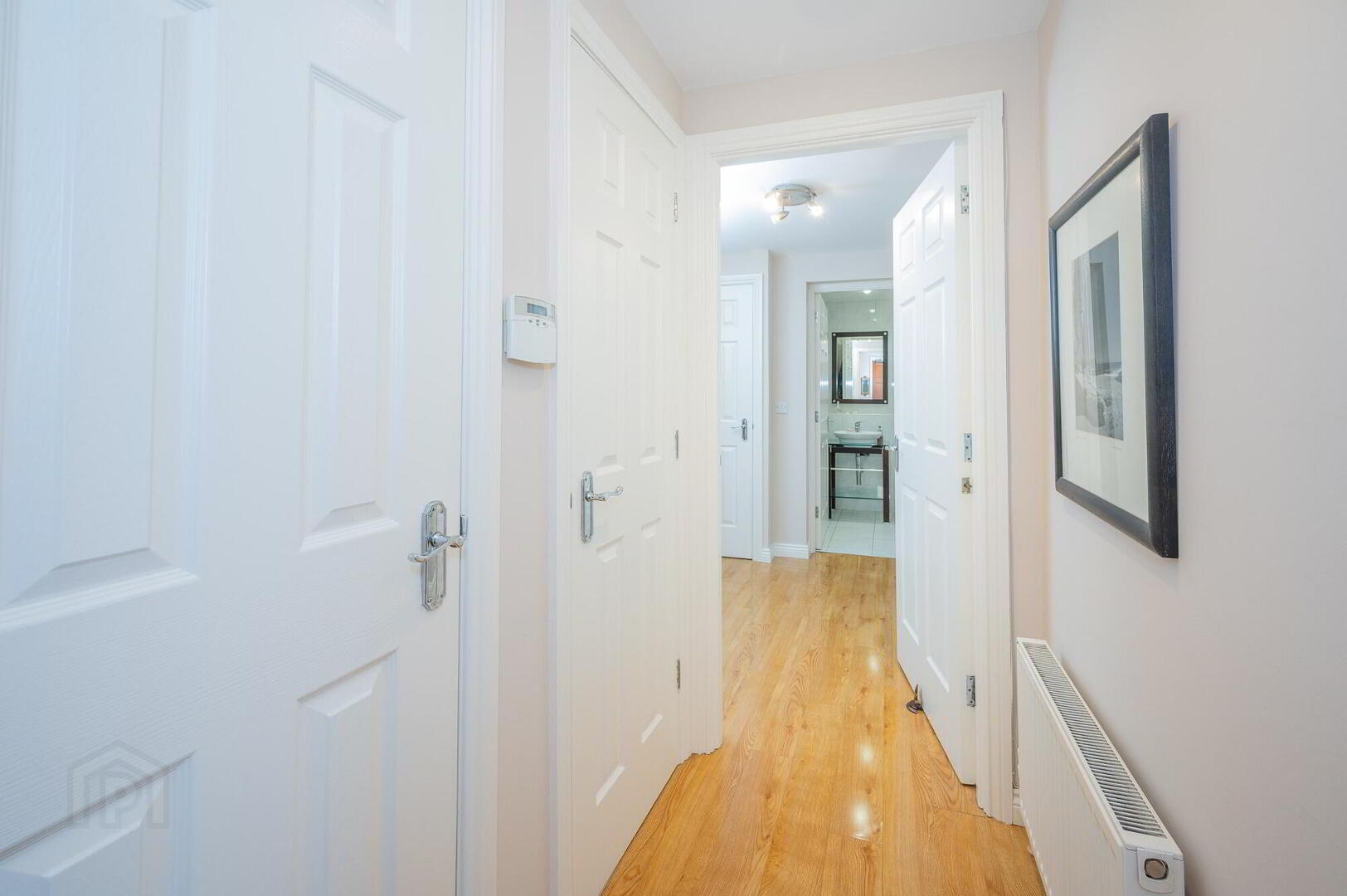 Apartment 6 River House 21 The Boulevard 5 of 17
