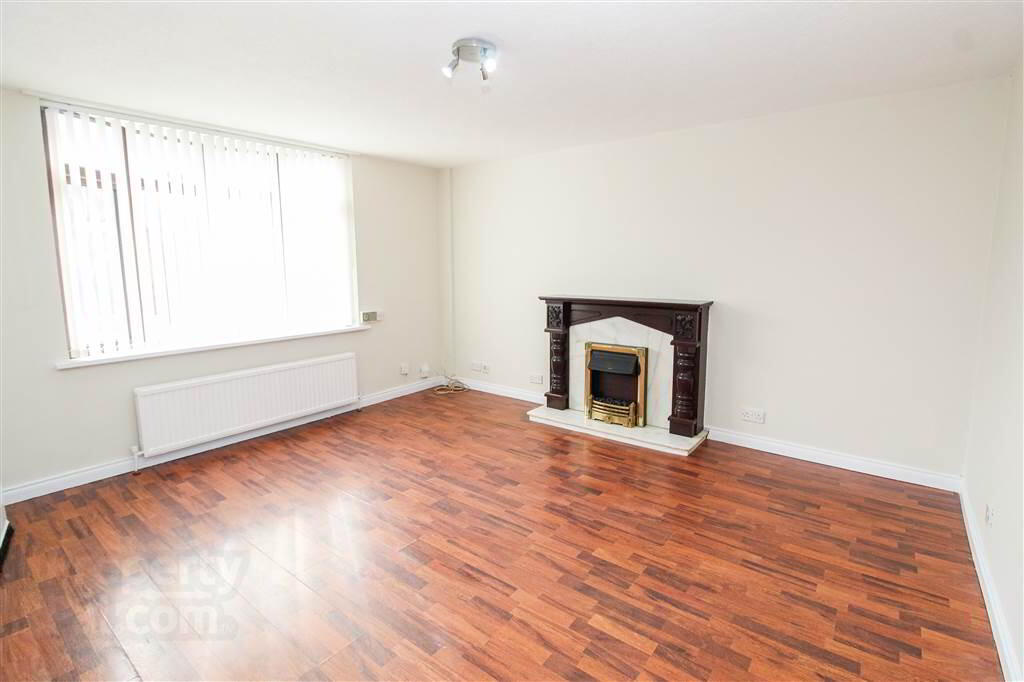 31 Ardmore Avenue 4 of 20