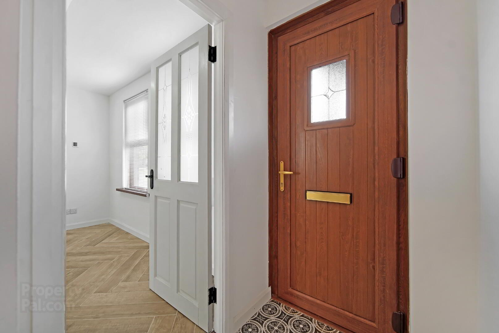 9 Rathmore Court 3 of 29
