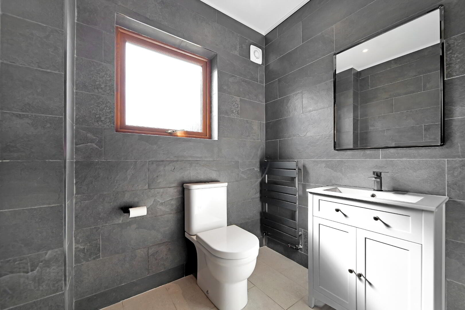 9 Rathmore Court 18 of 29