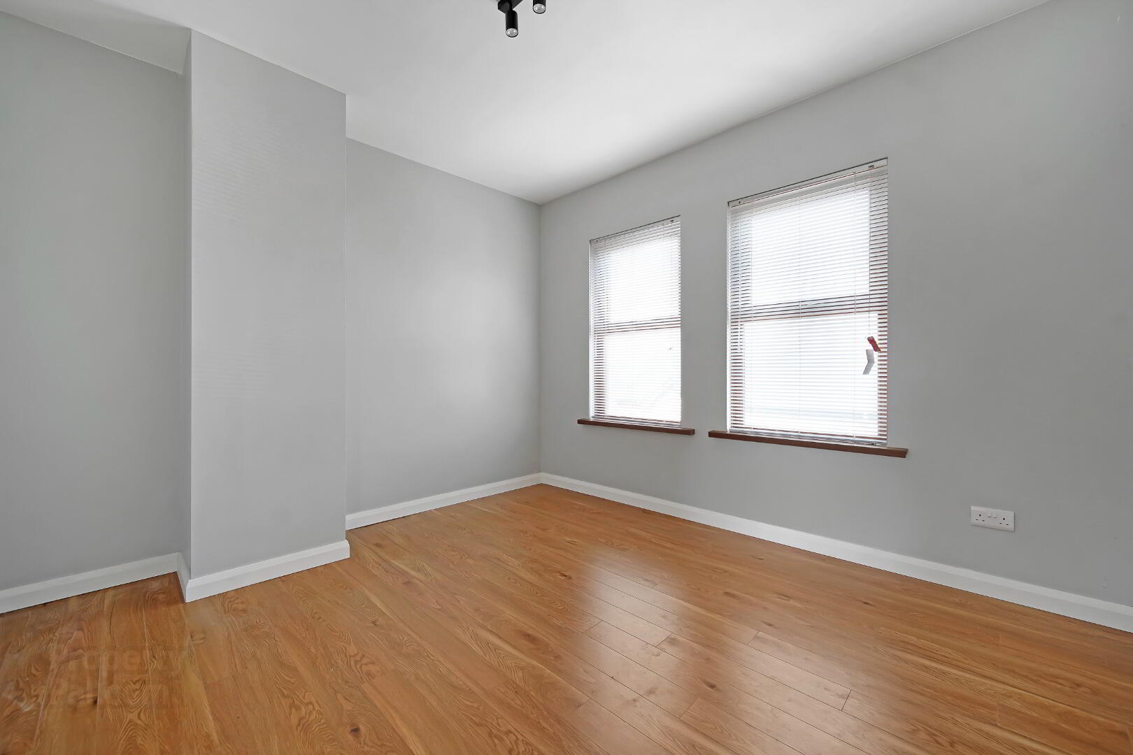 9 Rathmore Court 23 of 29