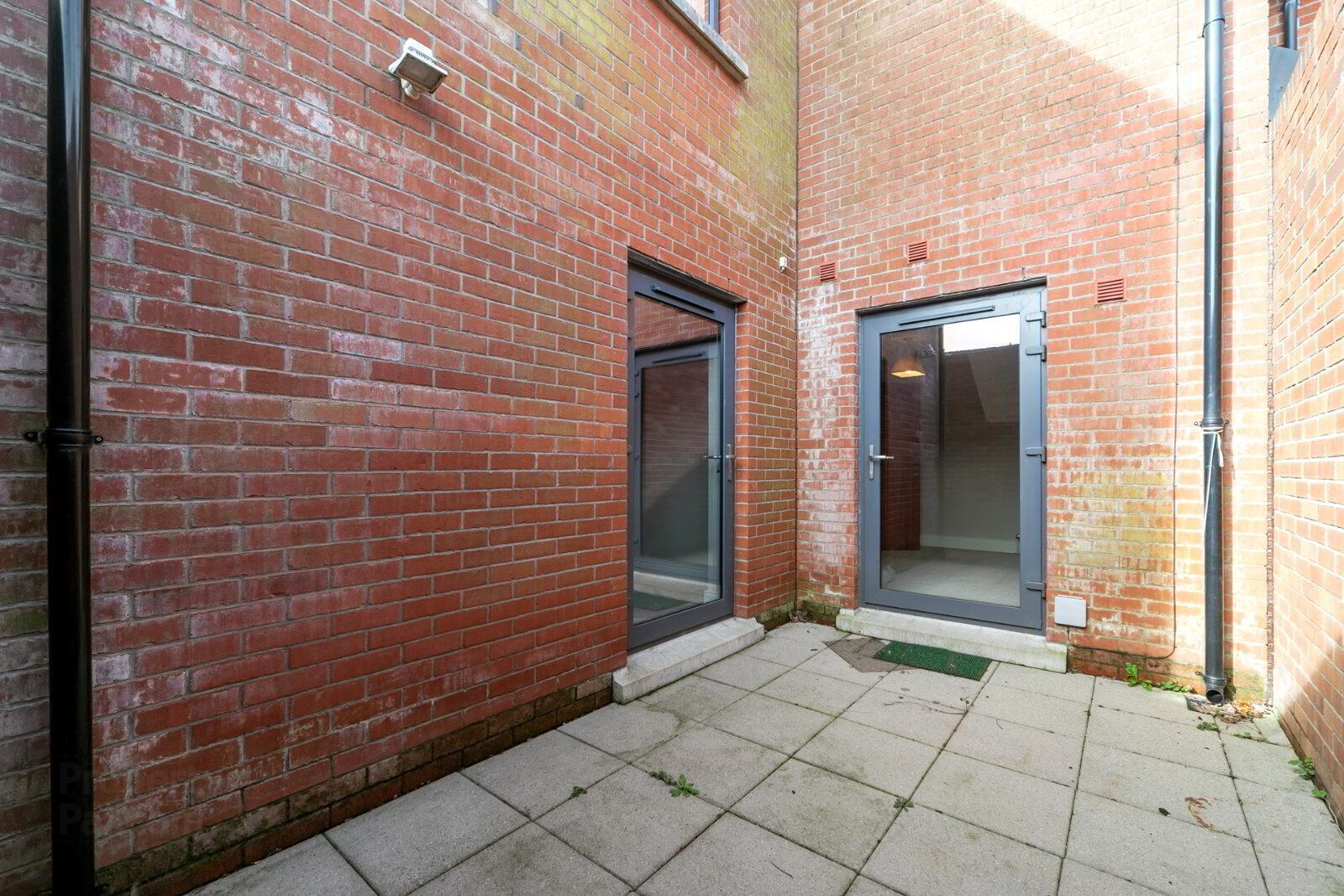 2i Alexandra Court 14 of 14