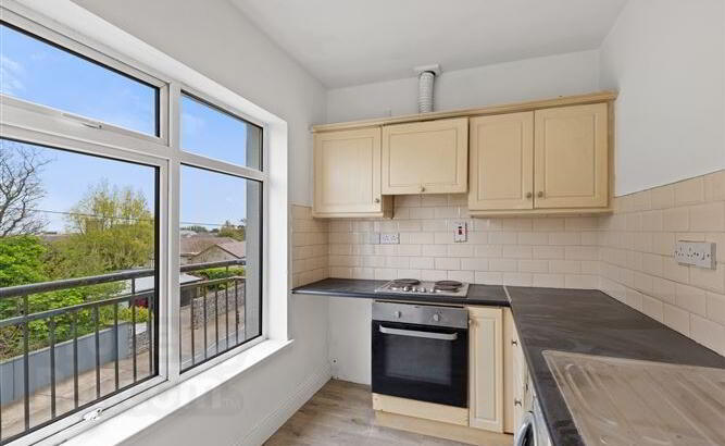 18a Windmill Heights 8 of 15