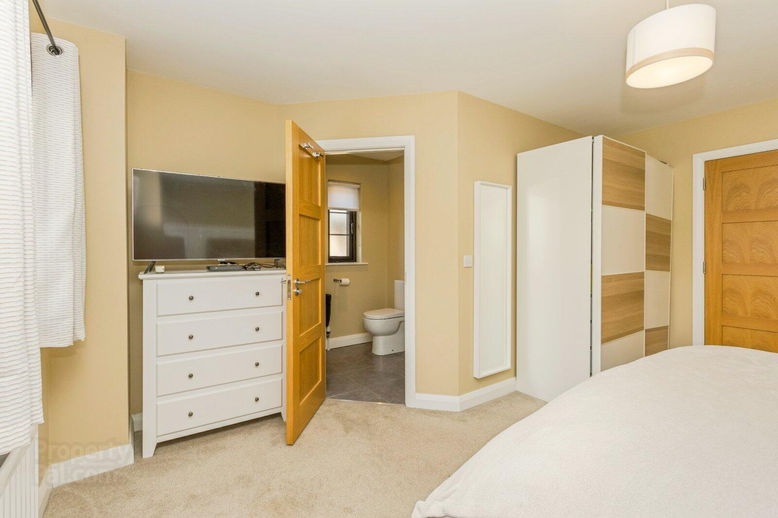 45 Ballantine Lane 11 of 20