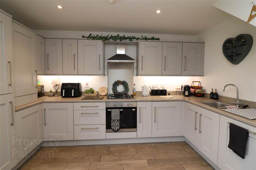 6 Ayrshire Mews 8 of 18