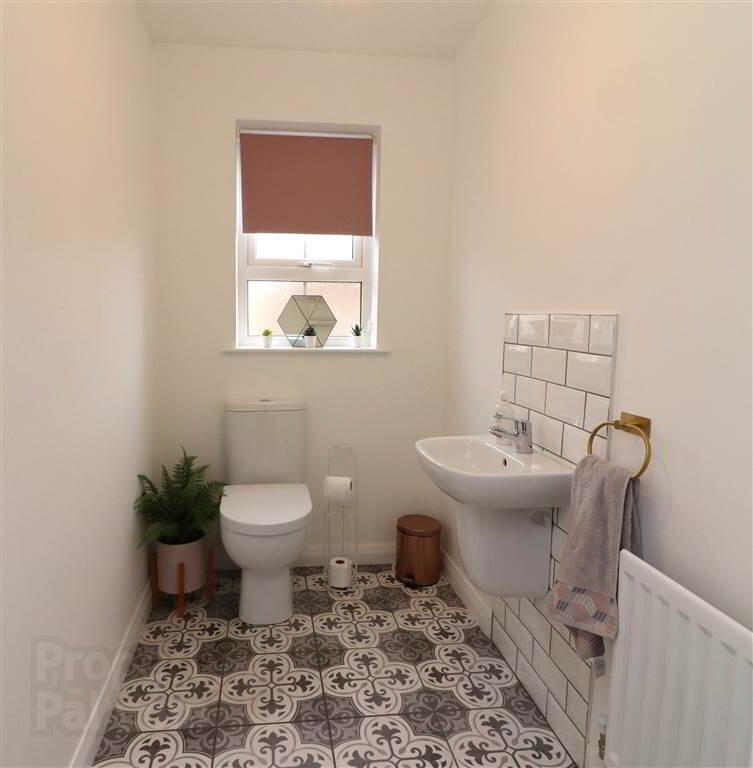 6 Ayrshire Mews 4 of 18