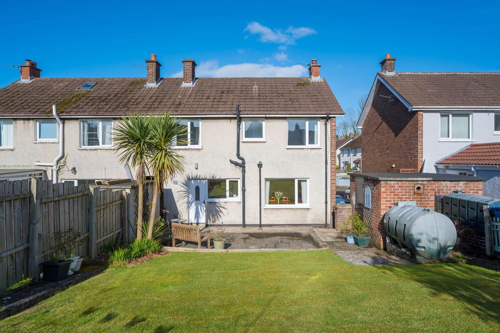 14 Whincroft Road 13 of 13