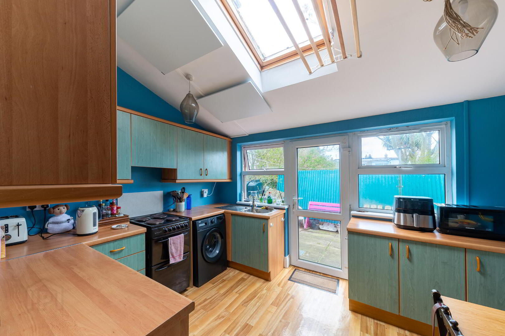 20 Meadowbank Avenue 7 of 20