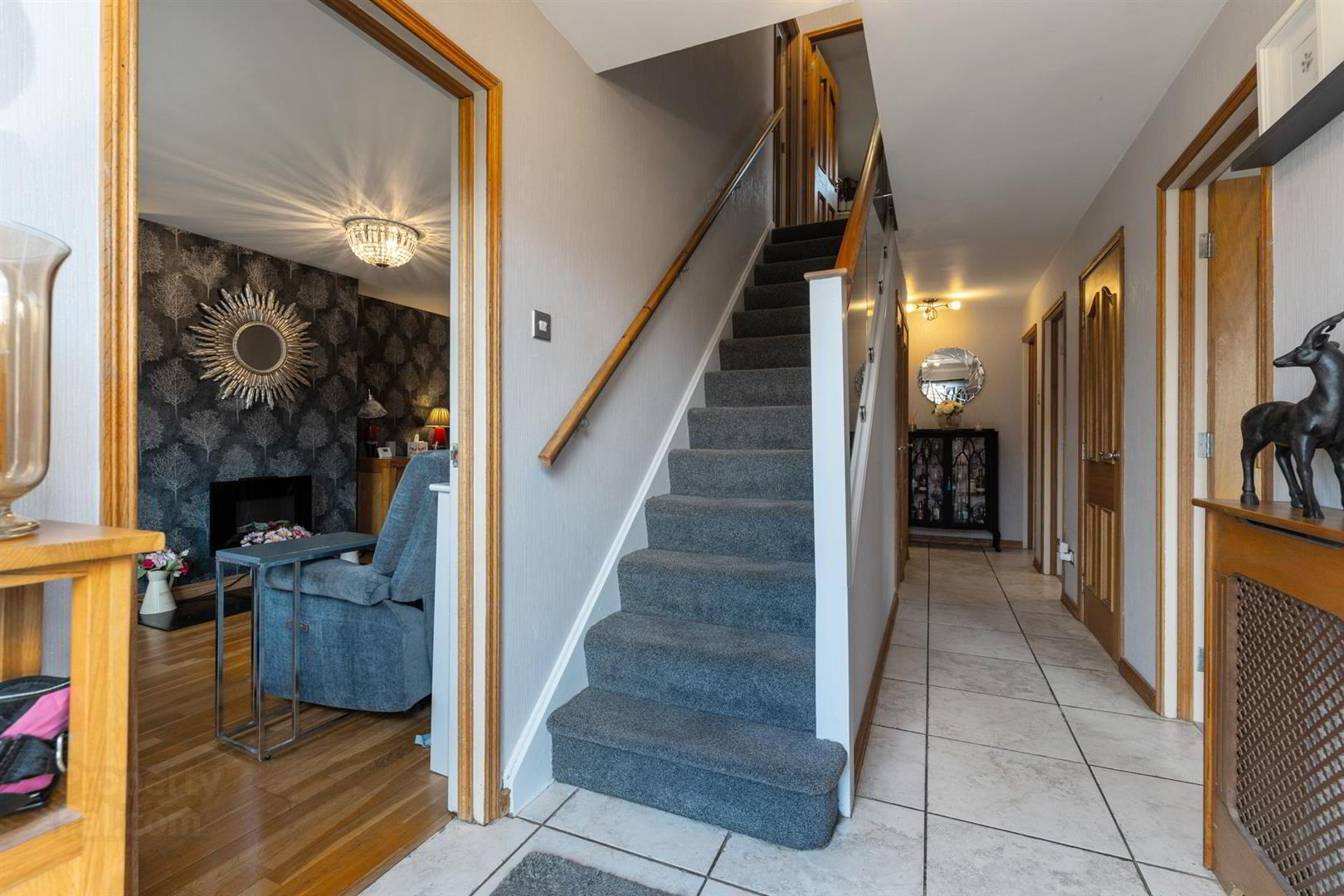 7 Stratford Avenue 4 of 25