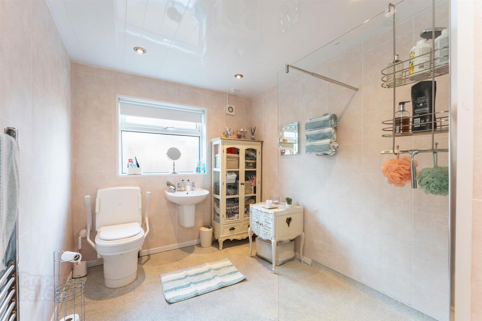 7 Stratford Avenue 9 of 25