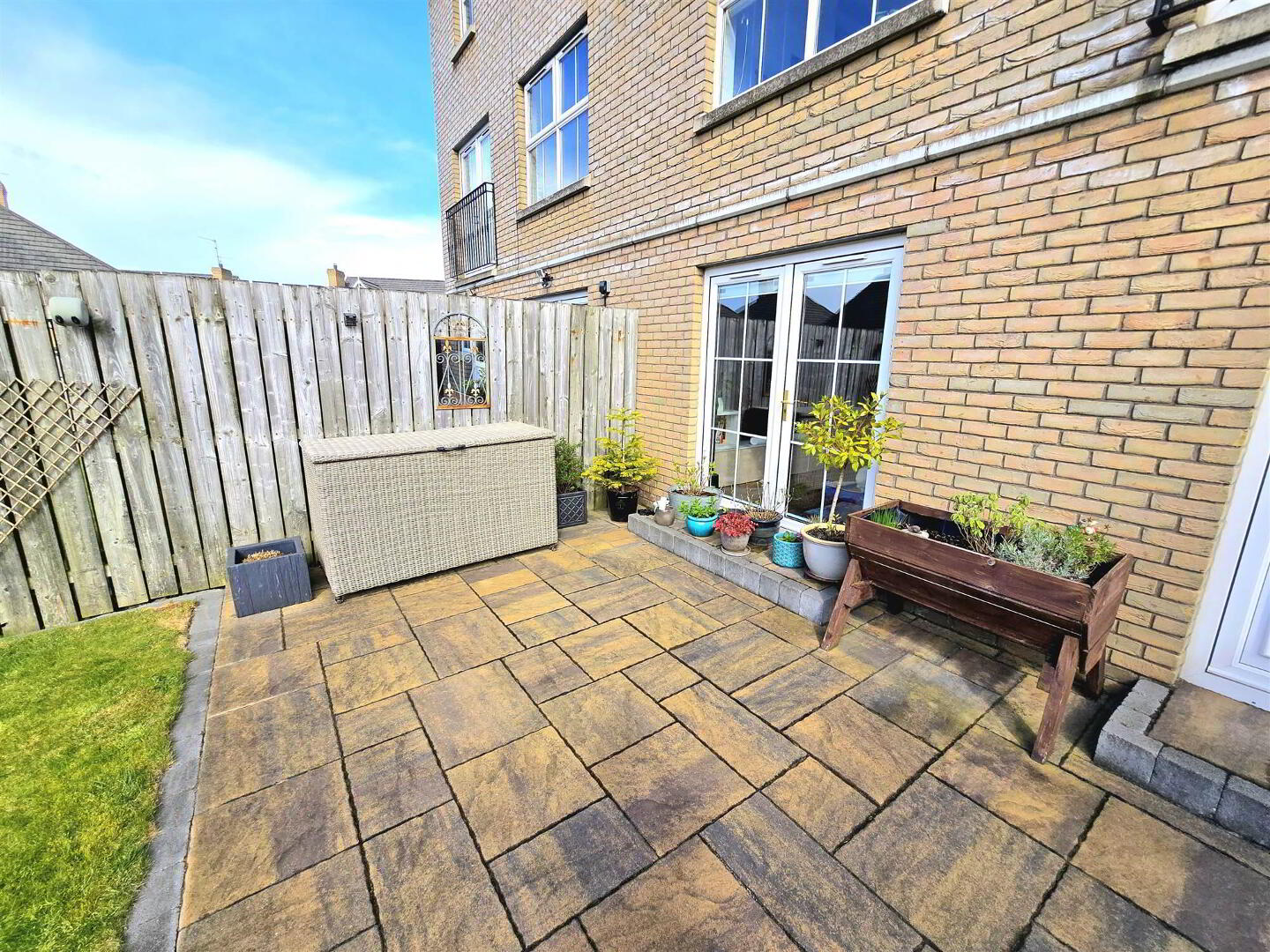 25 Mornington Avenue 30 of 32