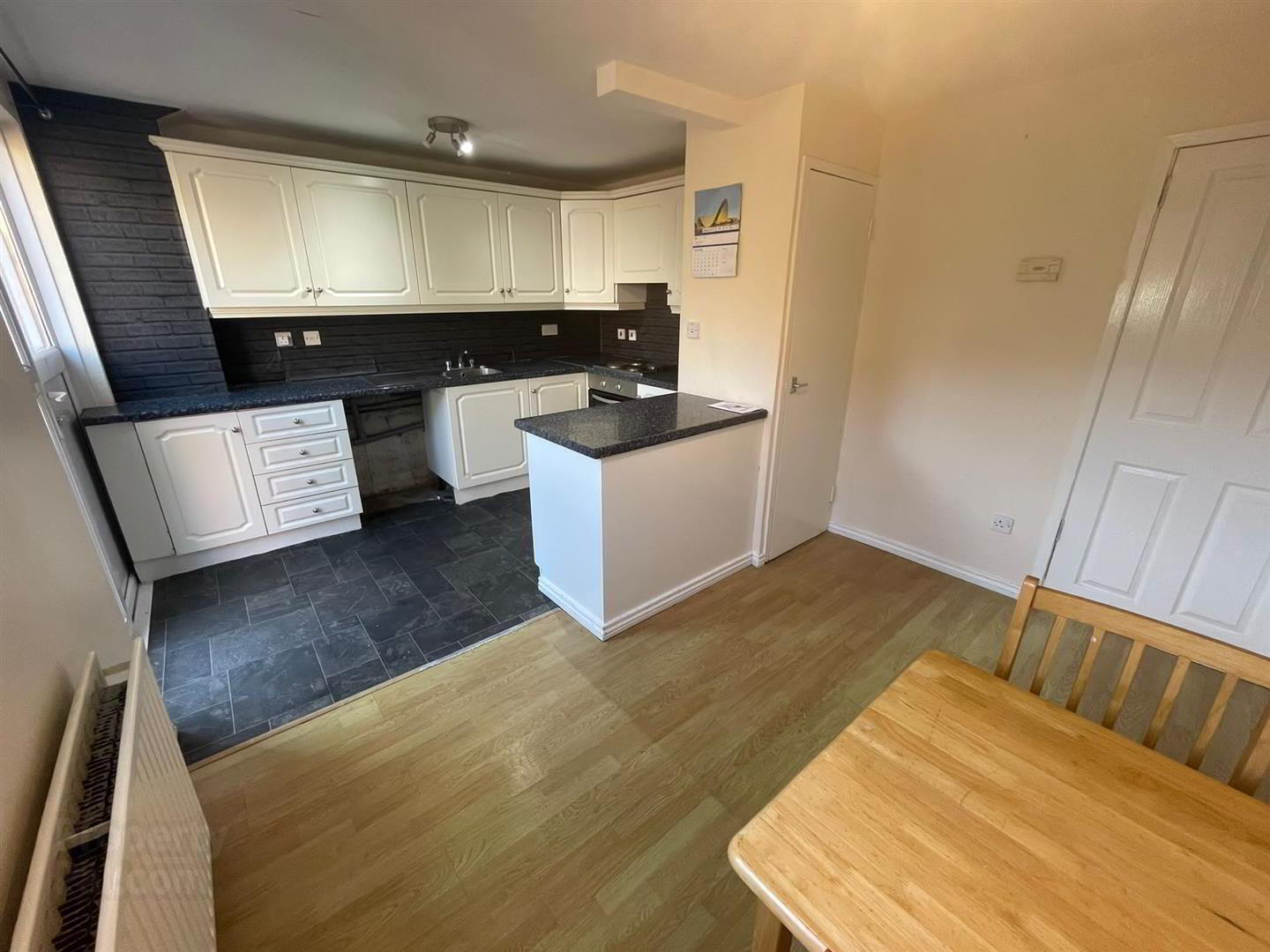 25 Langley Road 3 of 8