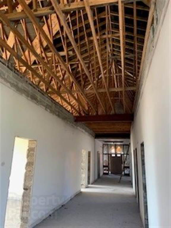 56 ST Patricks Avenue 13 of 20