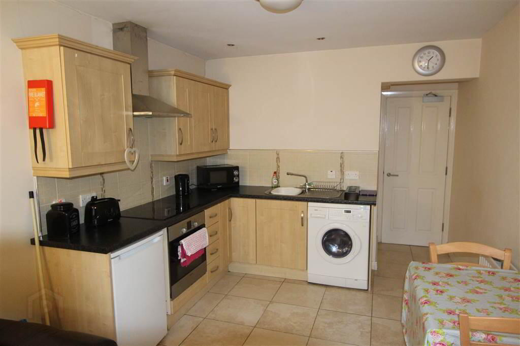 2, 14 Stranmillis Park 3 of 6
