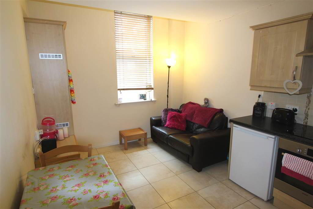 property description image