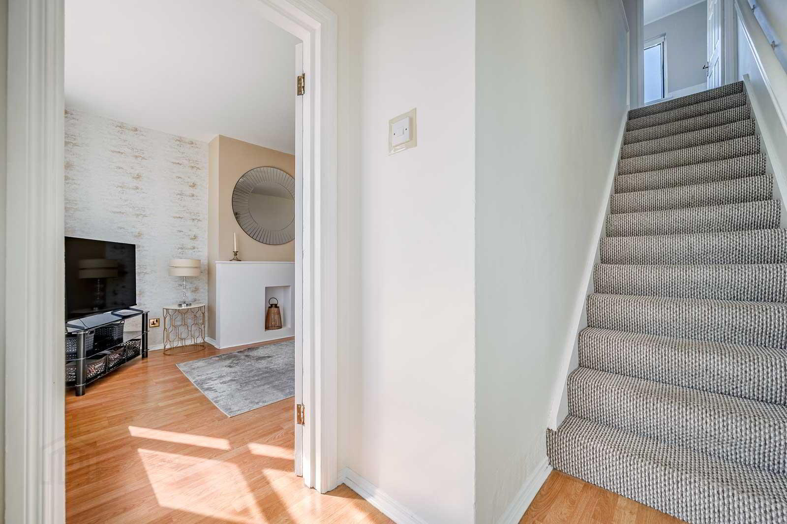 property description image