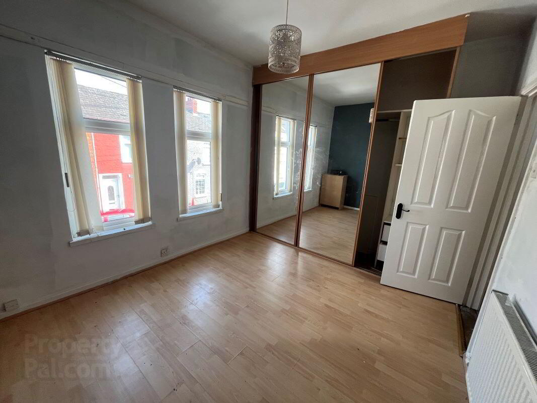 204 Spamount Street 10 of 17