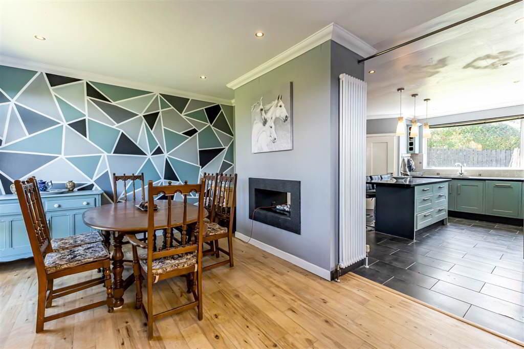 49 Cliveden Crescent 9 of 31