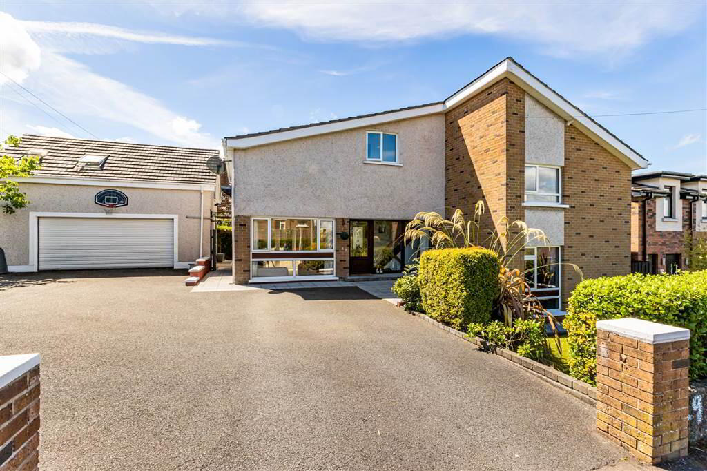 49 Cliveden Crescent 1 of 31