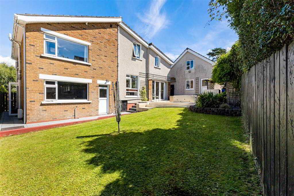 49 Cliveden Crescent 26 of 31