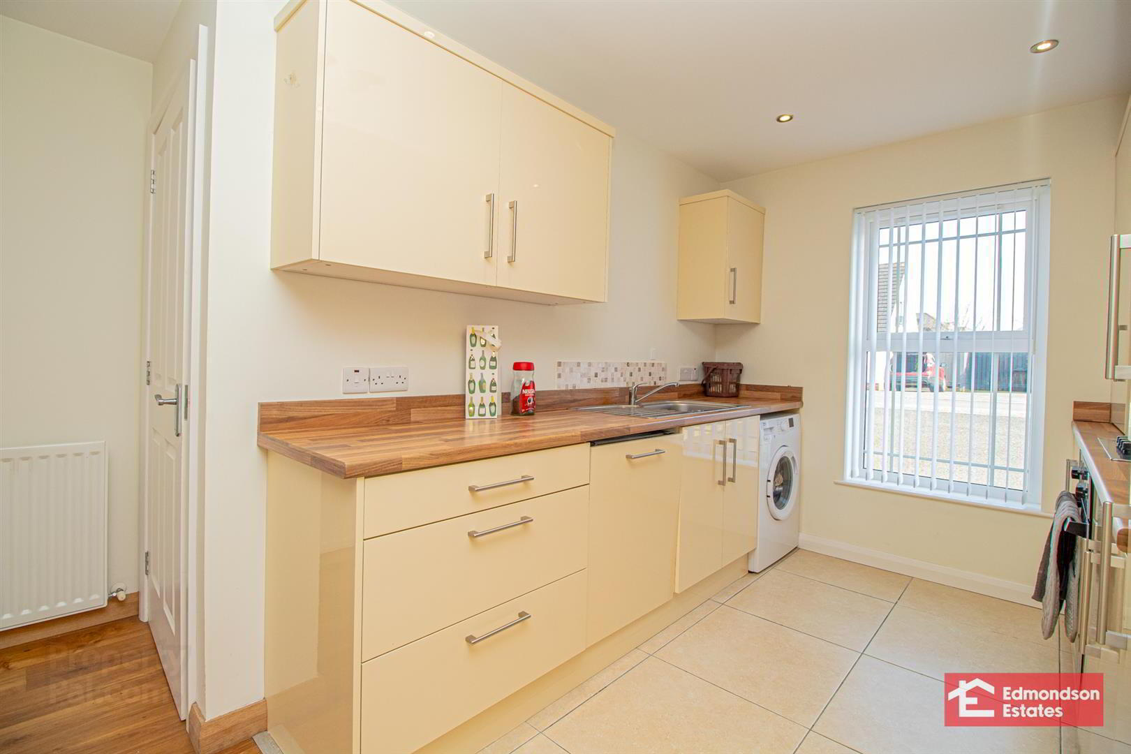 22 Sandymount Green 6 of 30