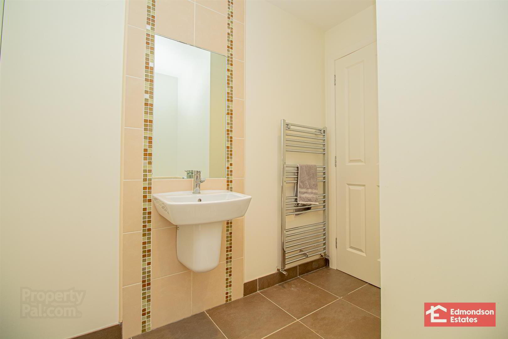 22 Sandymount Green 26 of 30