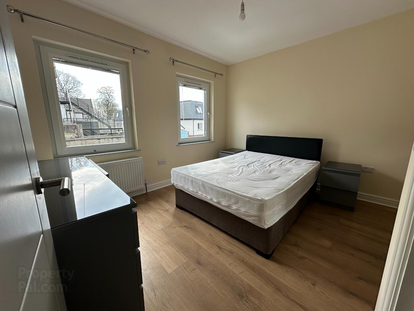 Unit 2, 25 Castle Street 9 of 12