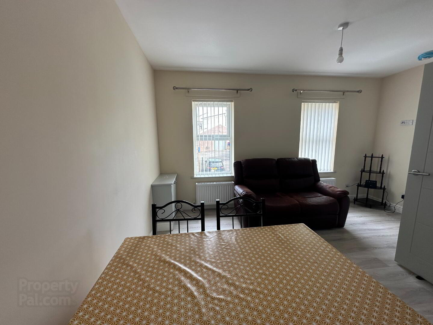 Unit 2, 25 Castle Street 5 of 12