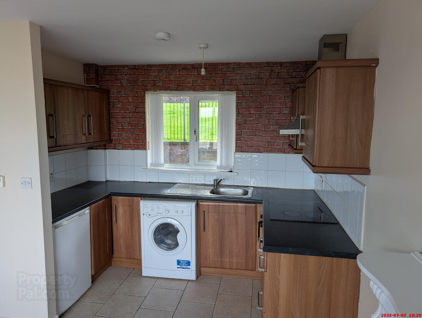 Celandine Court 3 of 6