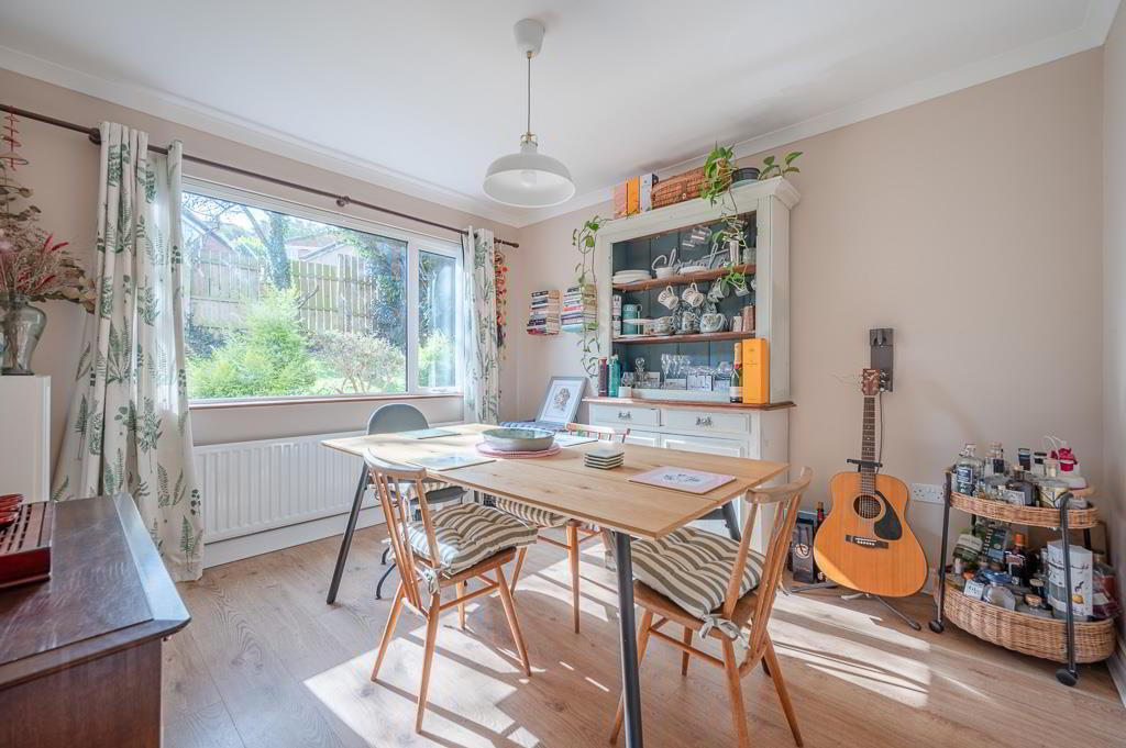 42 Castlemore Avenue 5 of 19