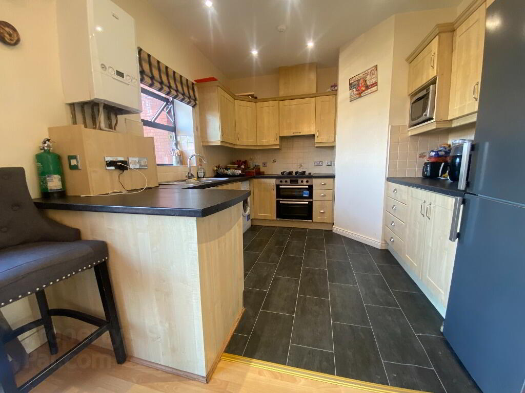 Apt 58, Clarendon Quay 6 of 11