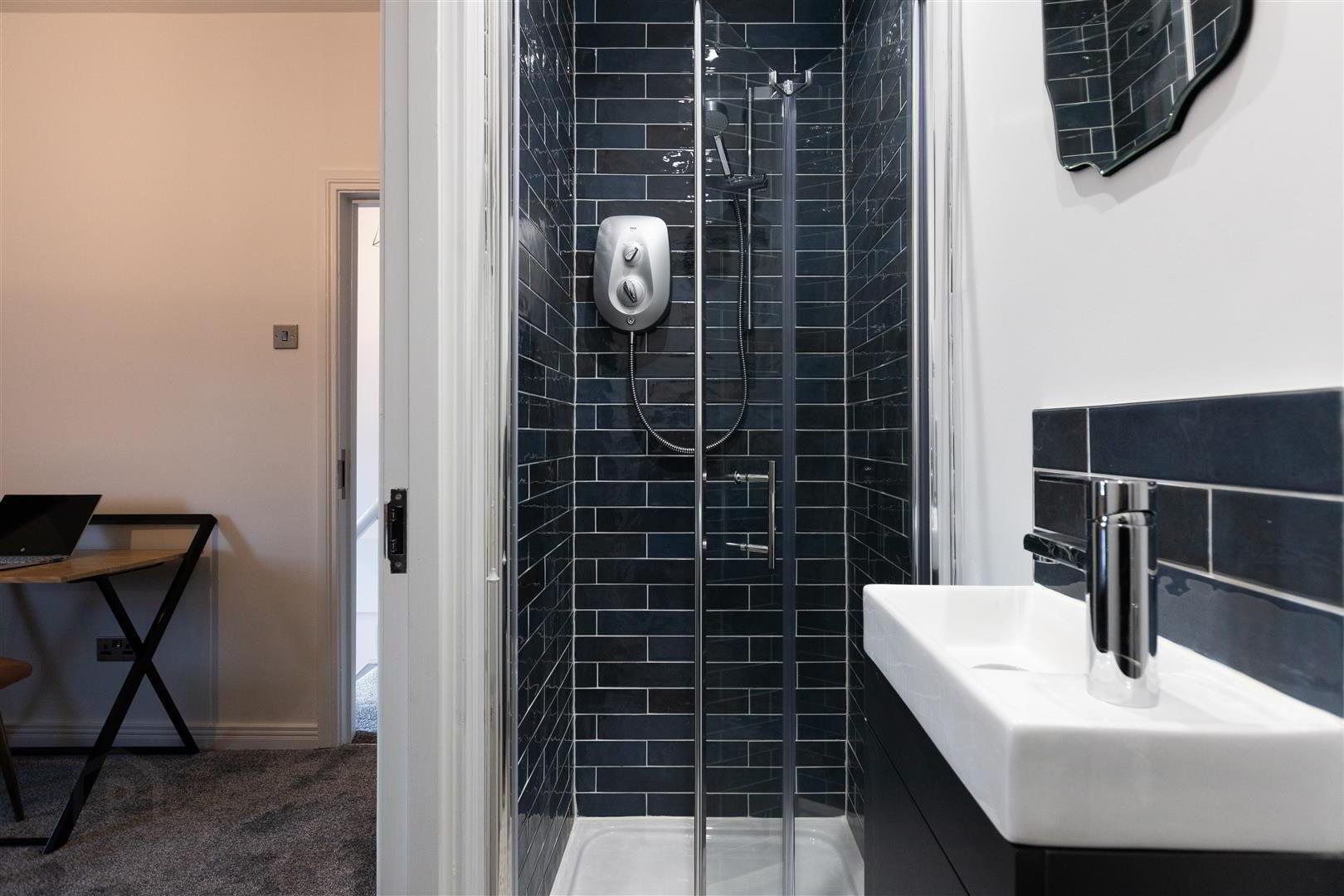 Rooms 3 & 5, 79 Upper Newtownards Road 4 of 9