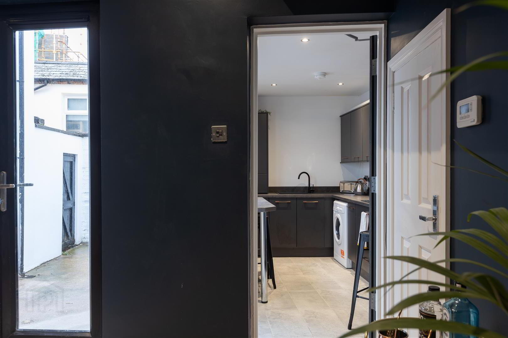 Rooms 2 & 3, 79 Upper Newtownards Road 9 of 10