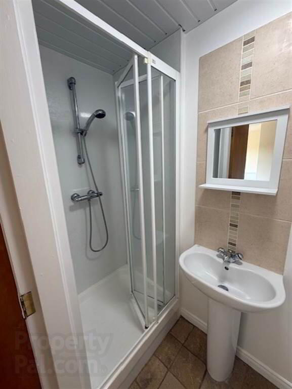 Apt 8, Forest Grove 7 of 10
