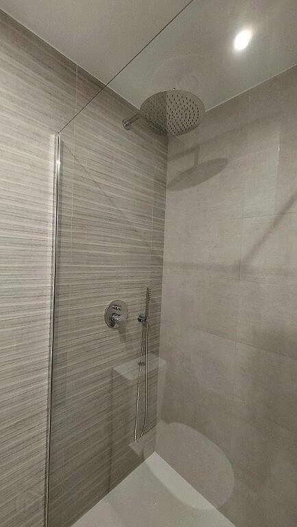 Penthouses 21 of 23