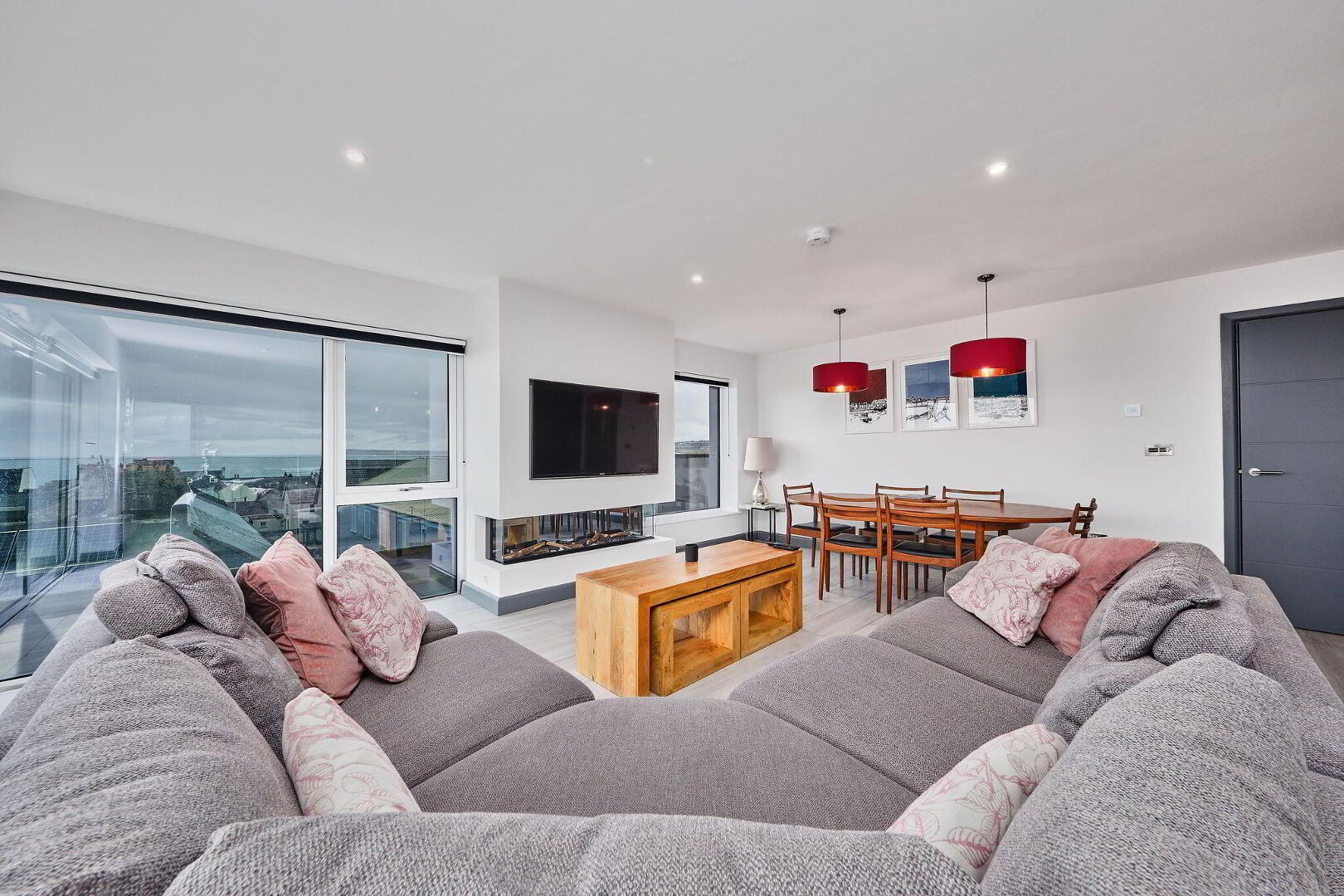 12 Dunluce View 4 of 41