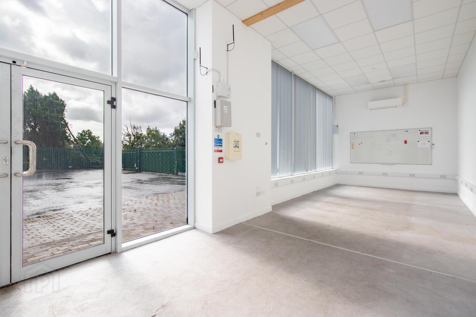 Claregalway Corporate Park 14 of 16