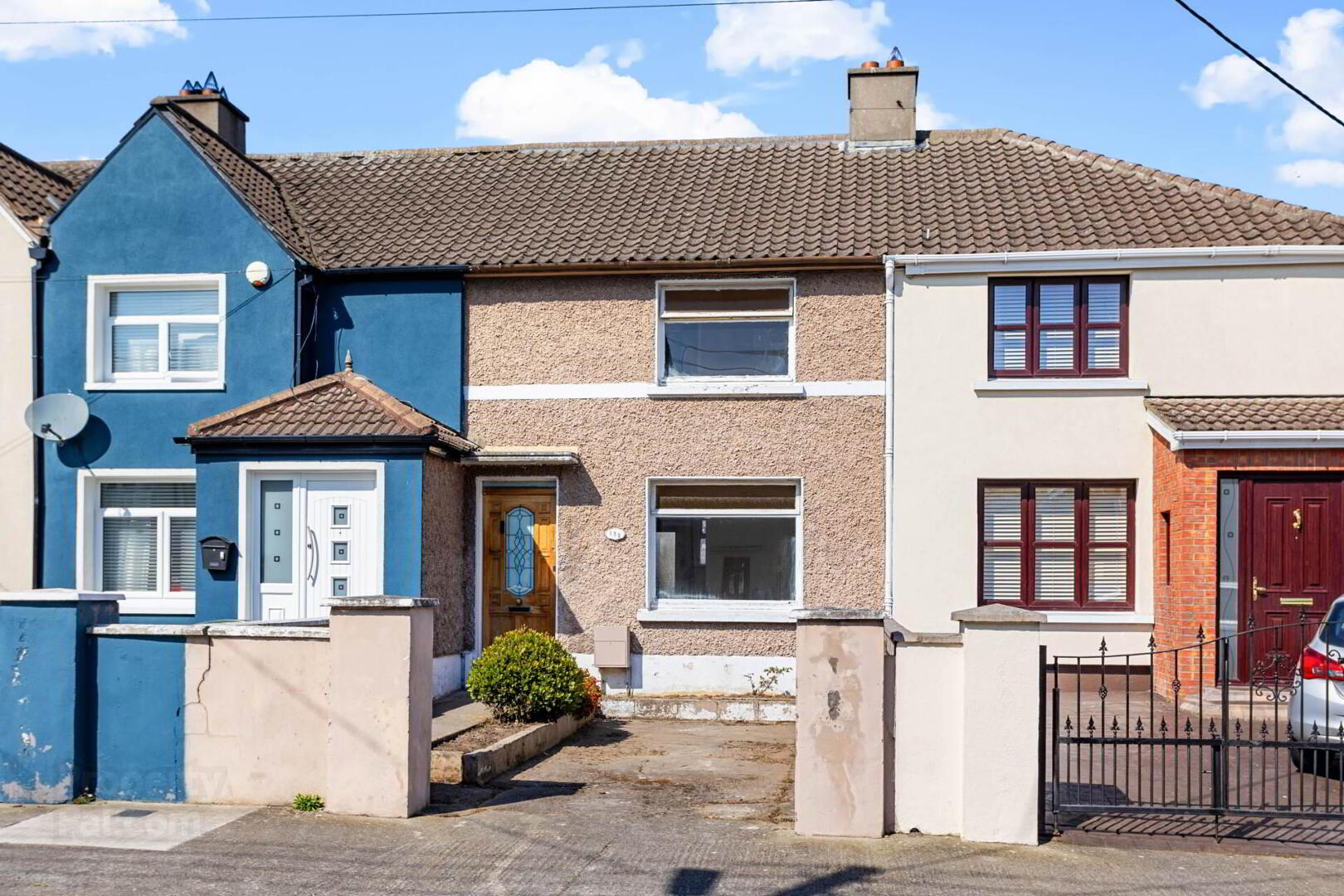 132 Cremona Road 1 of 32