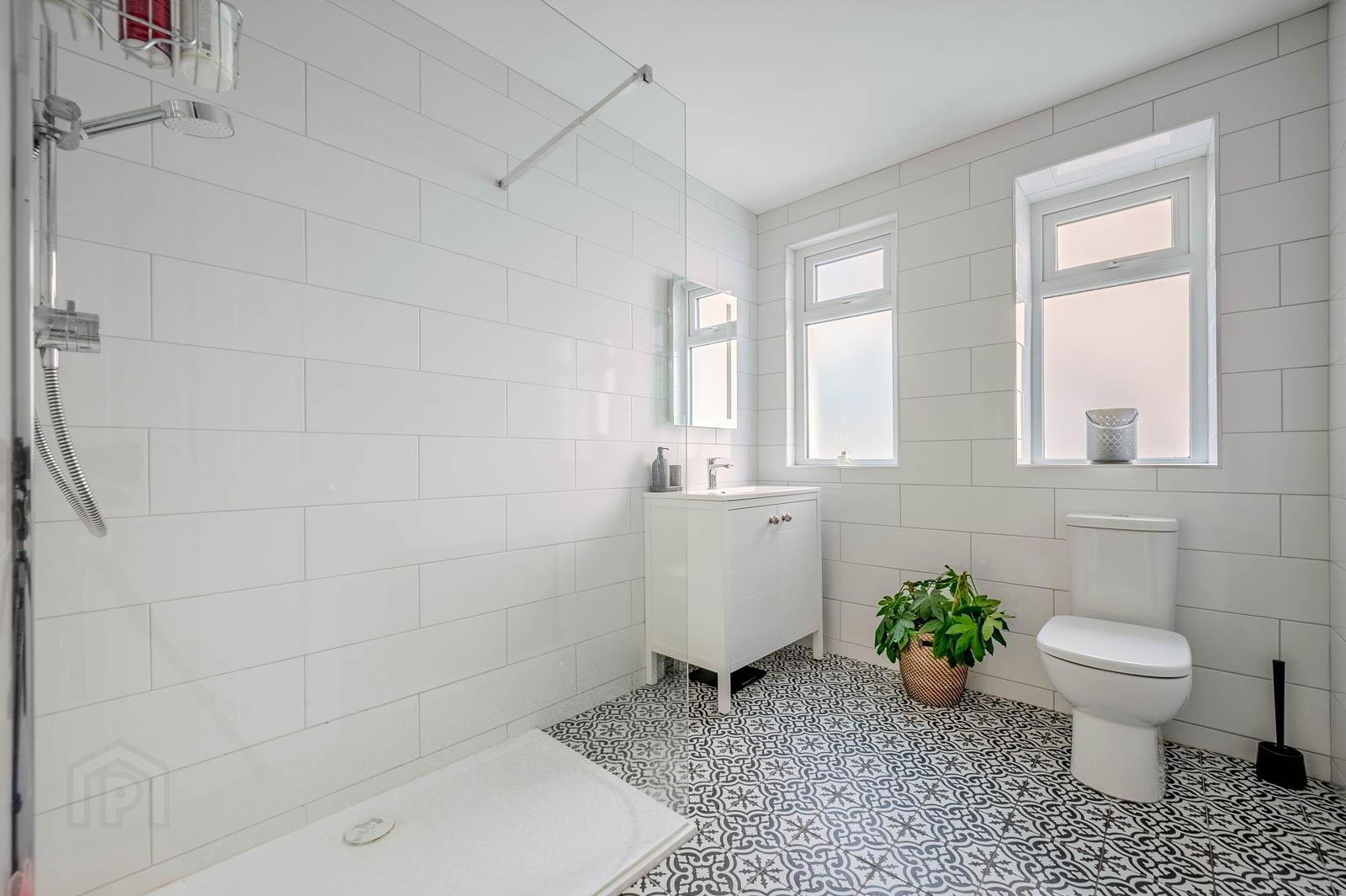 Artona, 29 Bryansburn Road 20 of 38