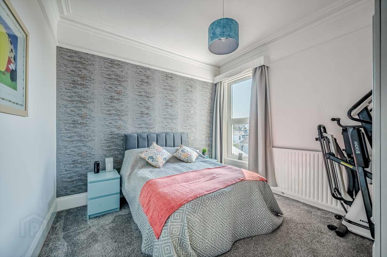 Artona, 29 Bryansburn Road 33 of 38