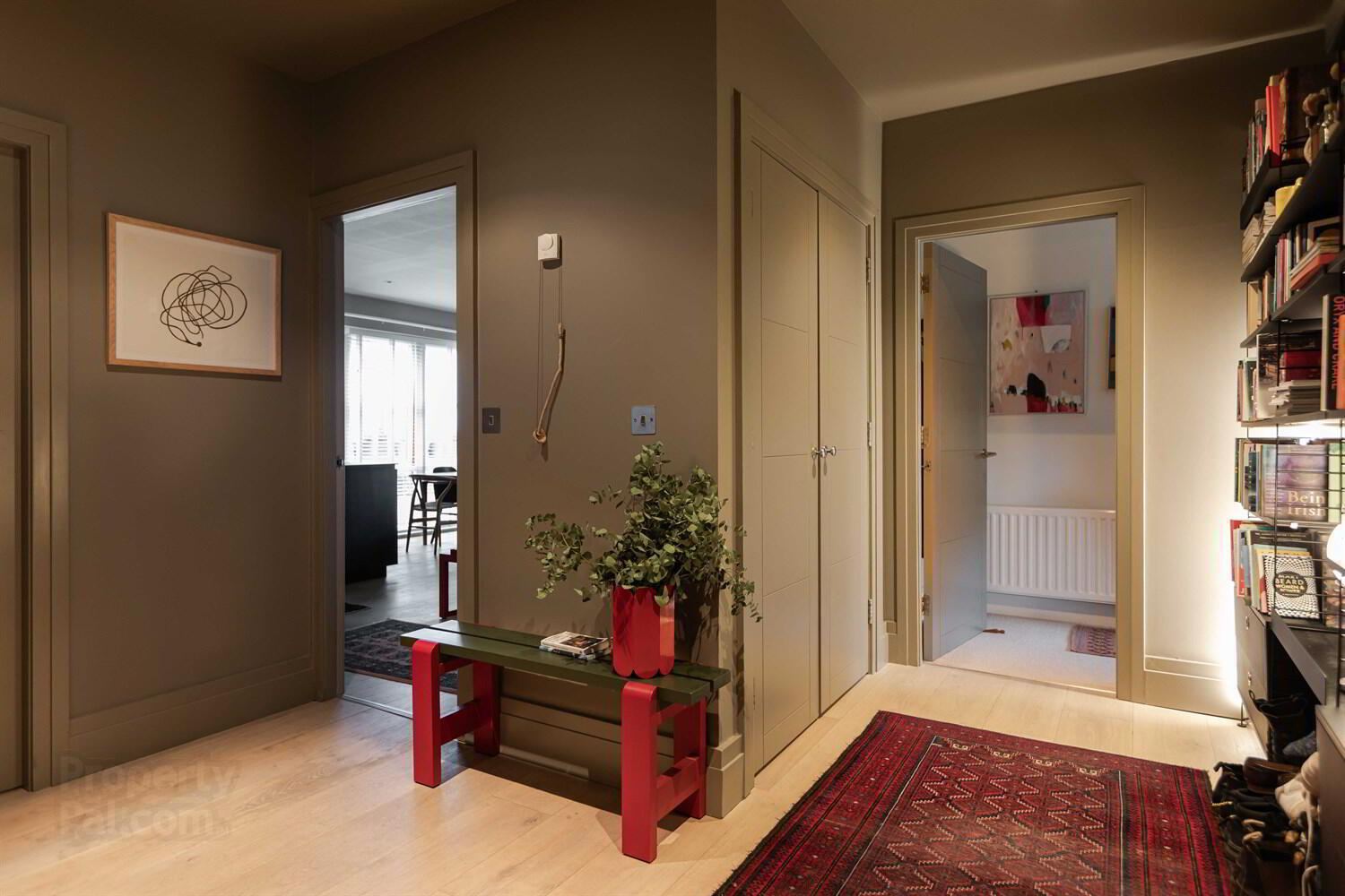 C1 Apt The Cypress, Malone Square, 44 Windsor Park 3 of 20